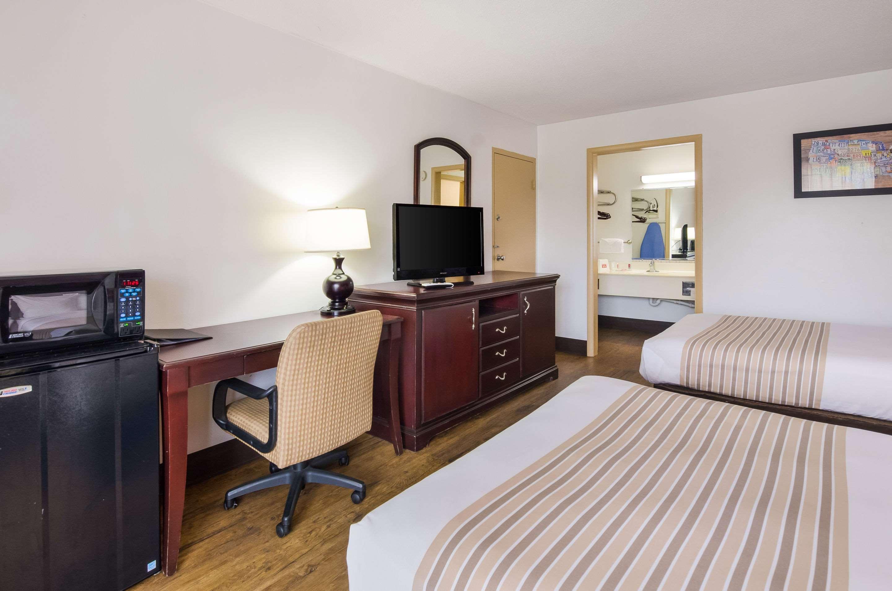 Econo Lodge Marion I-81 Dış mekan fotoğraf