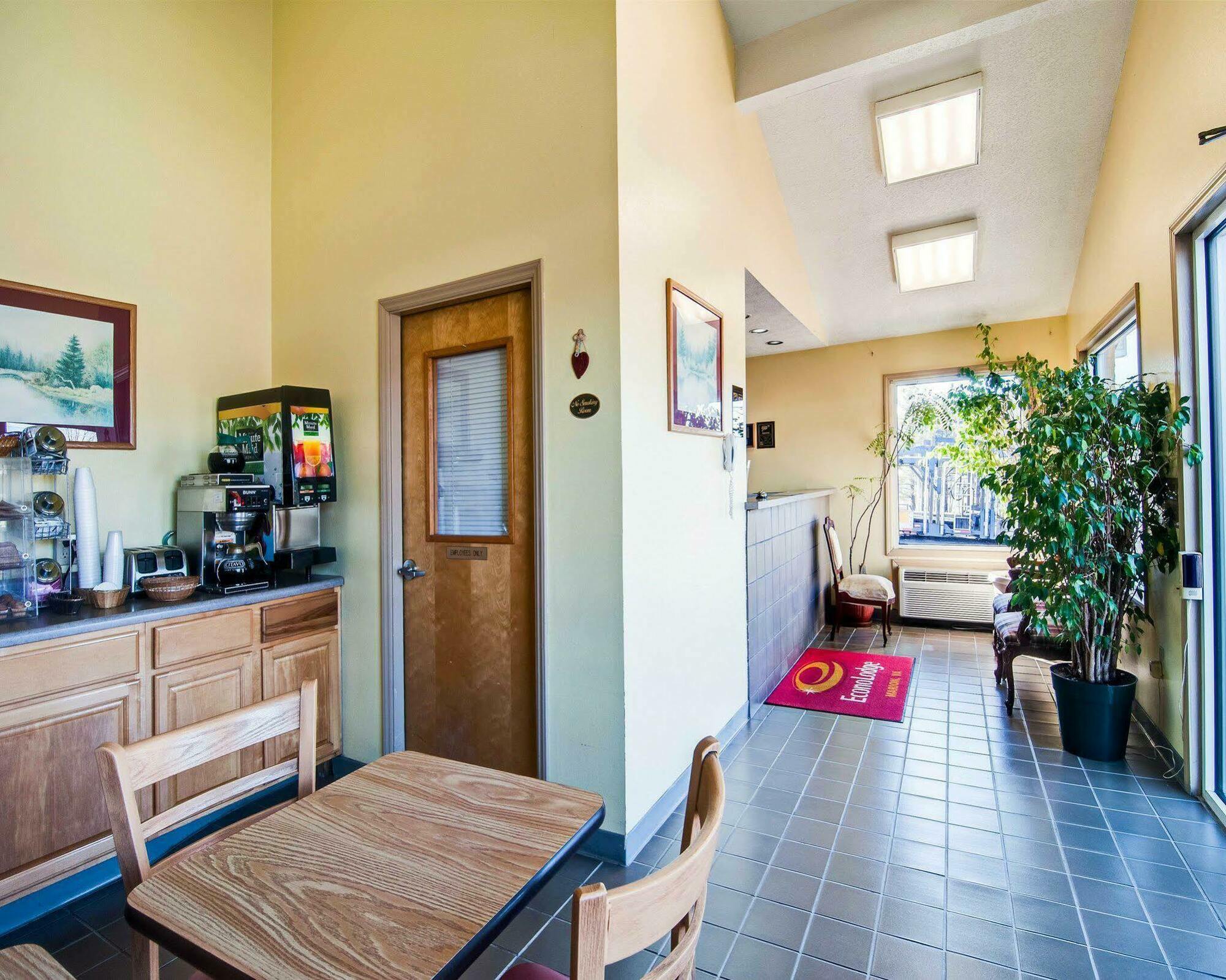 Econo Lodge Marion I-81 Dış mekan fotoğraf
